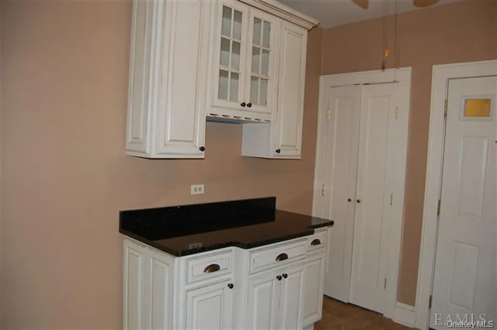 35 E Birch Street Mount Vernon NY 10552