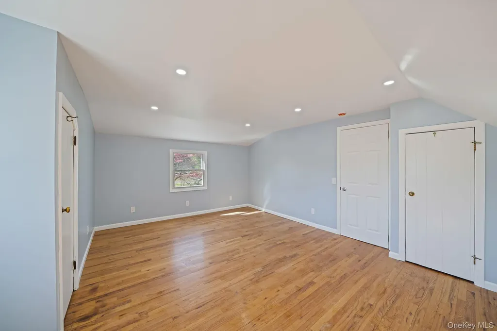 150 Spur Drive S Bay Shore NY 11706