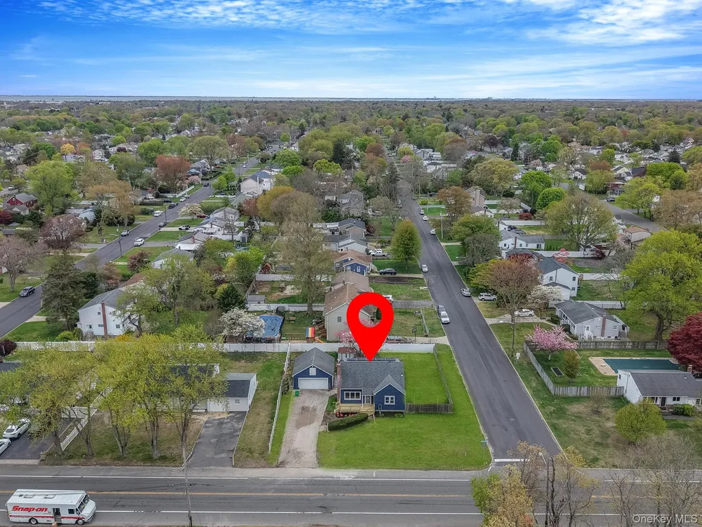 150 Spur Drive S Bay Shore NY 11706
