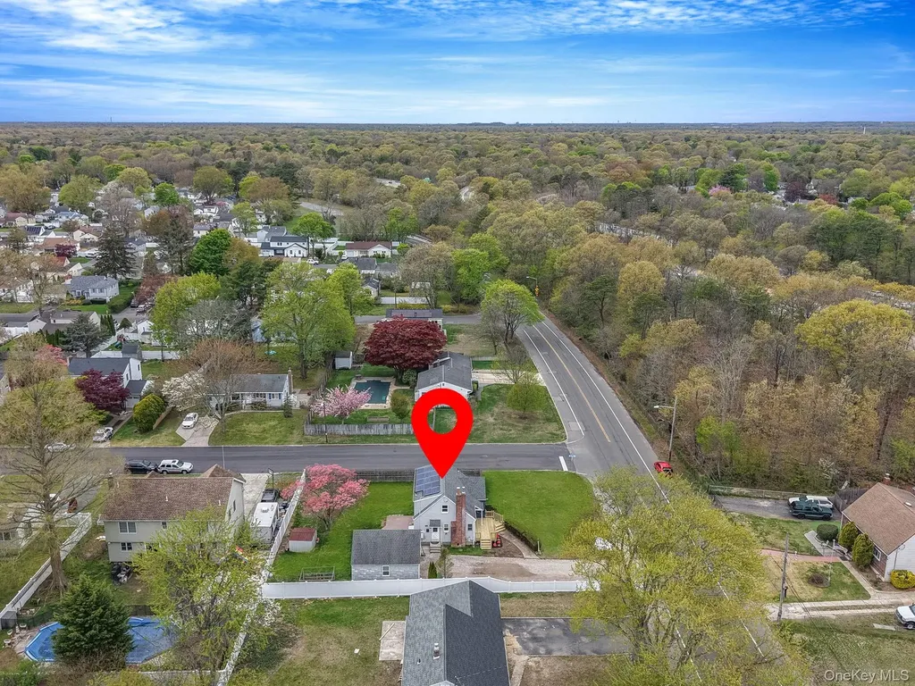 150 Spur Drive S Bay Shore NY 11706