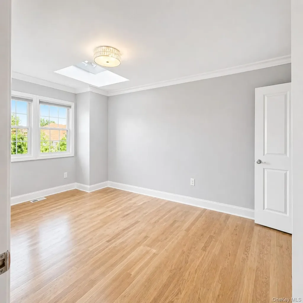 109 Aspen Drive E Woodbury NY 11797