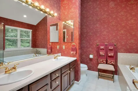 81 Hillcrest Lane Peekskill NY 10566