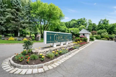 81 Hillcrest Lane Peekskill NY 10566