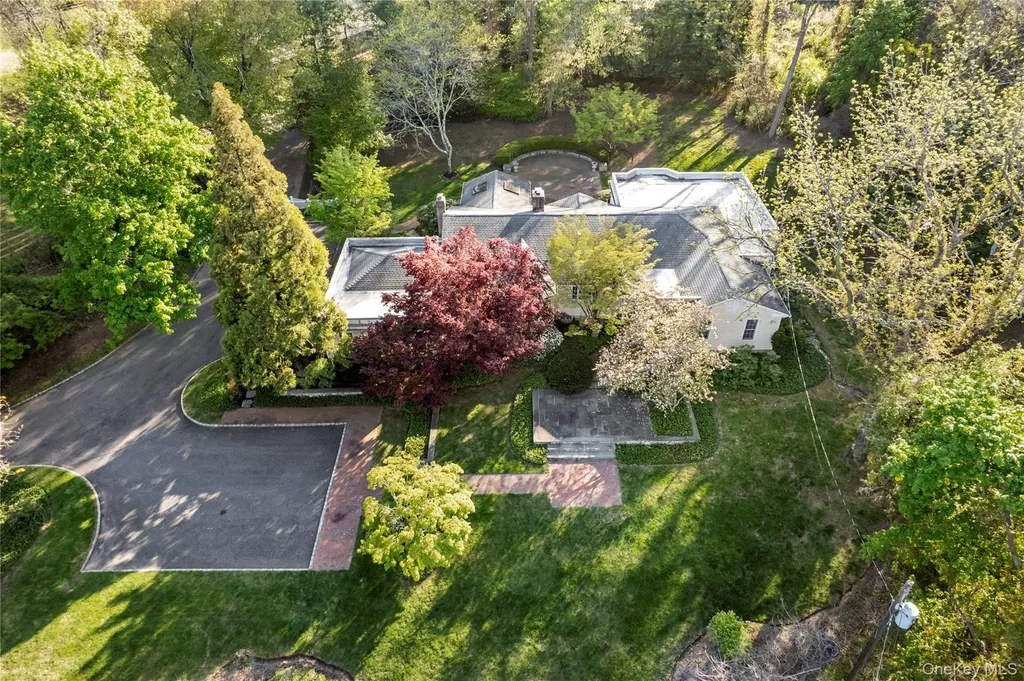 Locust Valley NY 11560