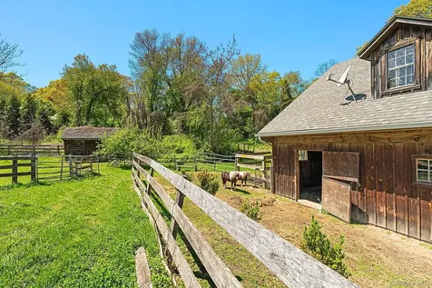 Locust Valley NY 11560