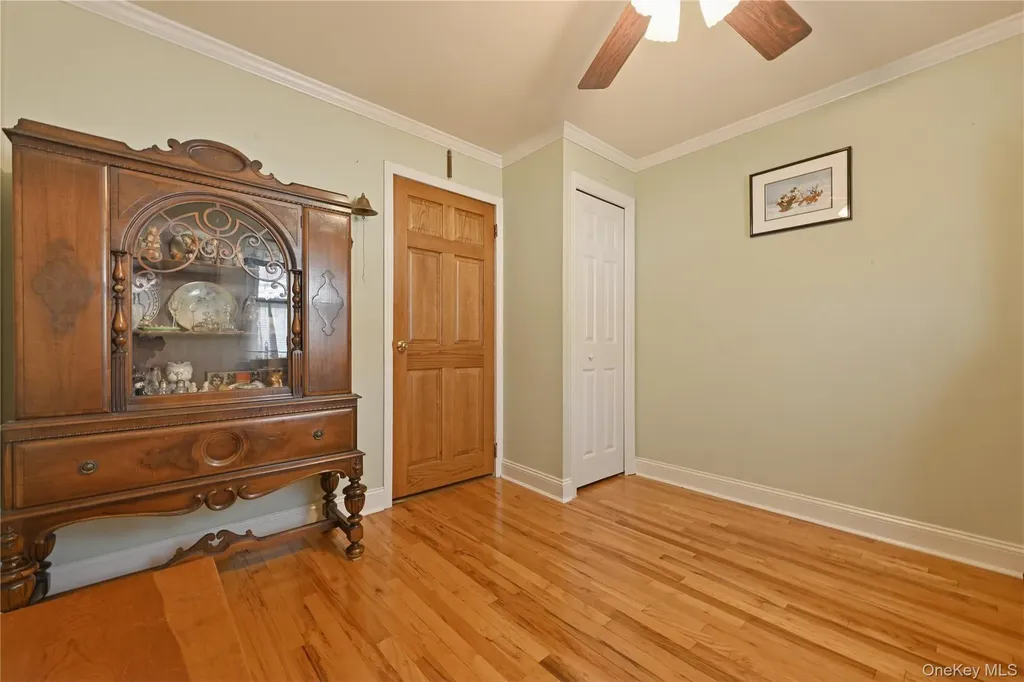 223 N Cedar Street Massapequa NY 11758