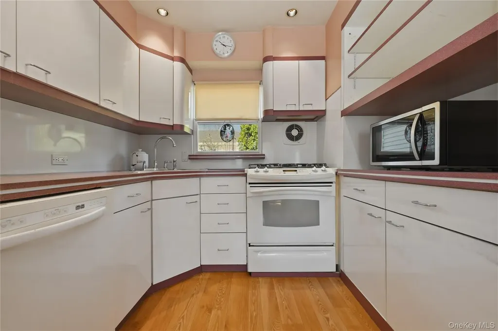 223 N Cedar Street Massapequa NY 11758