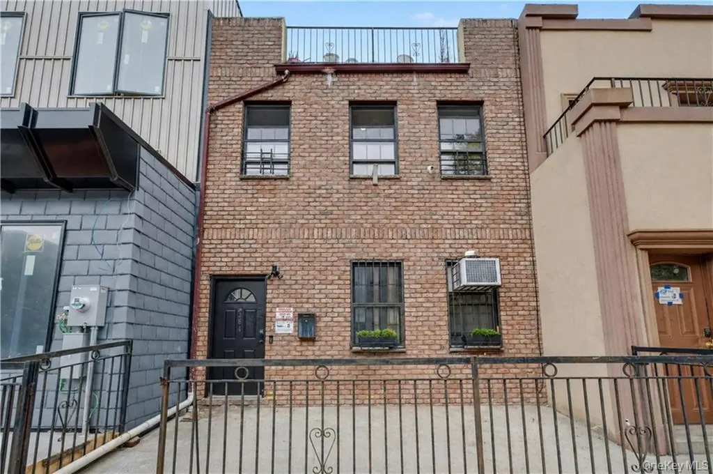 364 Evergreen Avenue Brooklyn NY 11221