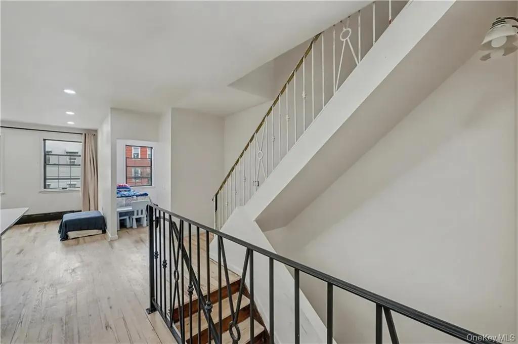 364 Evergreen Avenue Brooklyn NY 11221