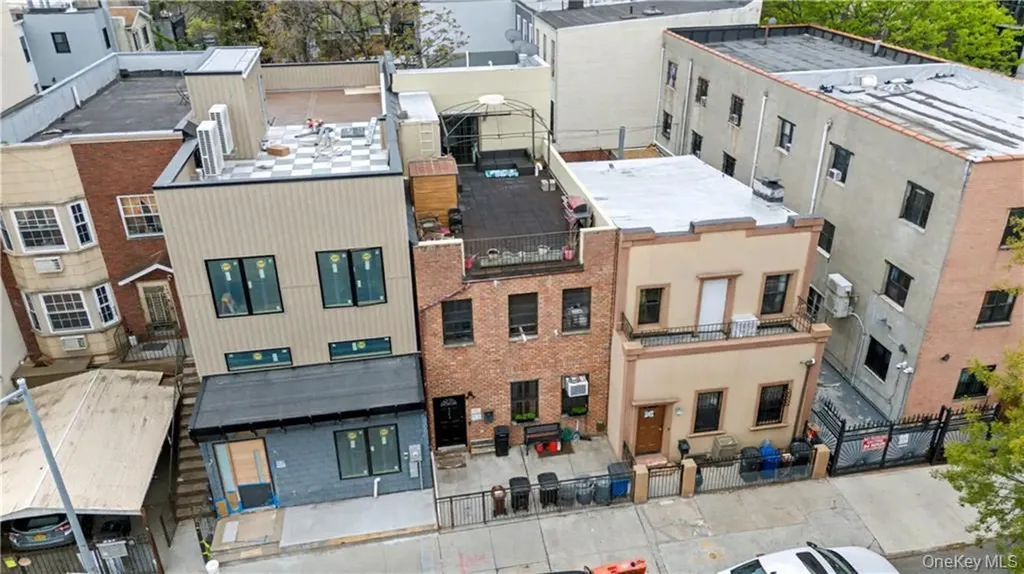364 Evergreen Avenue Brooklyn NY 11221