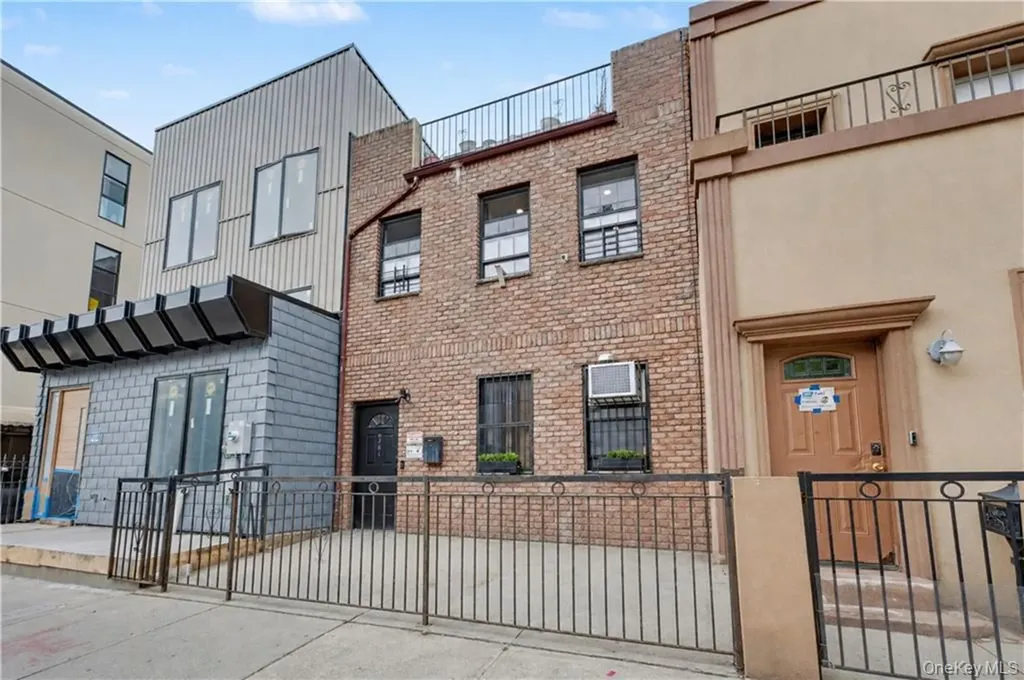 364 Evergreen Avenue Brooklyn NY 11221