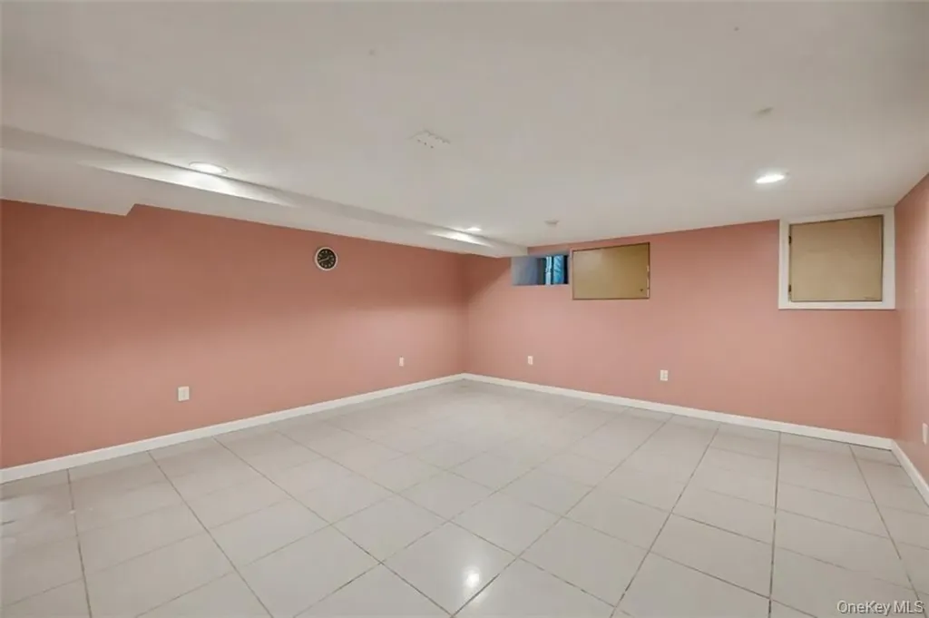 364 Evergreen Avenue Brooklyn NY 11221