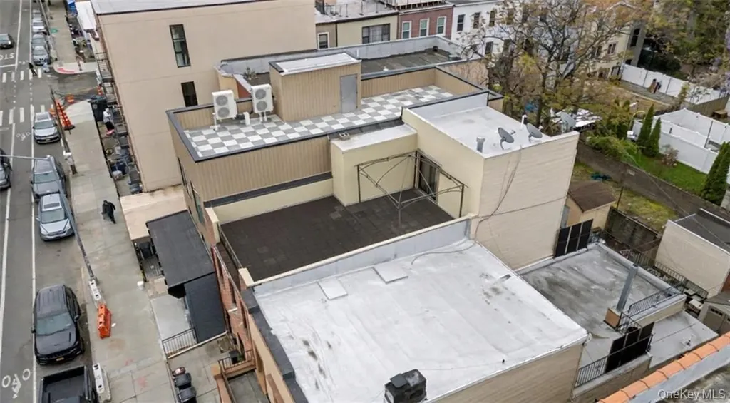 364 Evergreen Avenue Brooklyn NY 11221