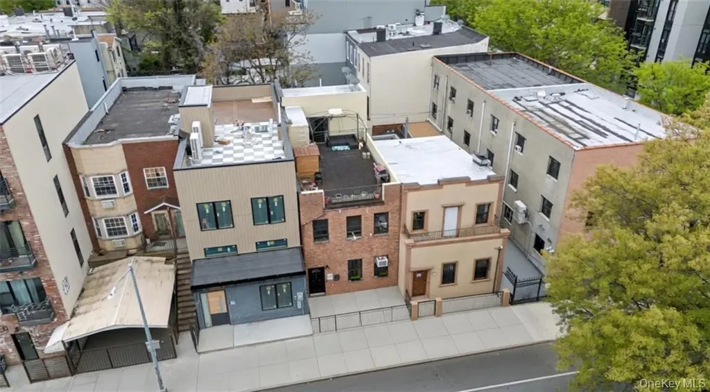 364 Evergreen Avenue Brooklyn NY 11221