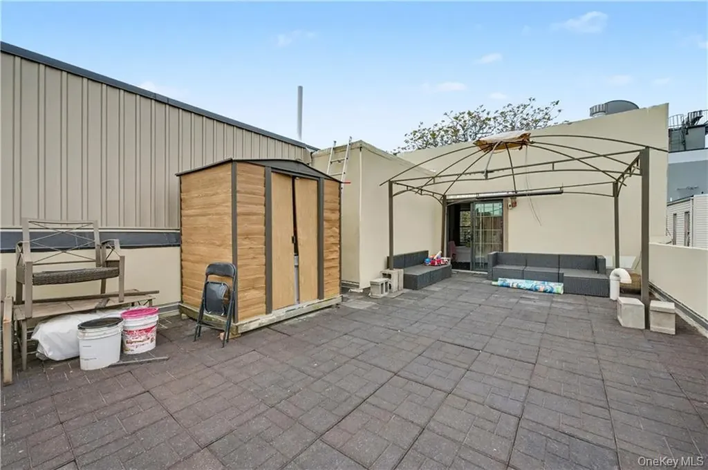 364 Evergreen Avenue Brooklyn NY 11221