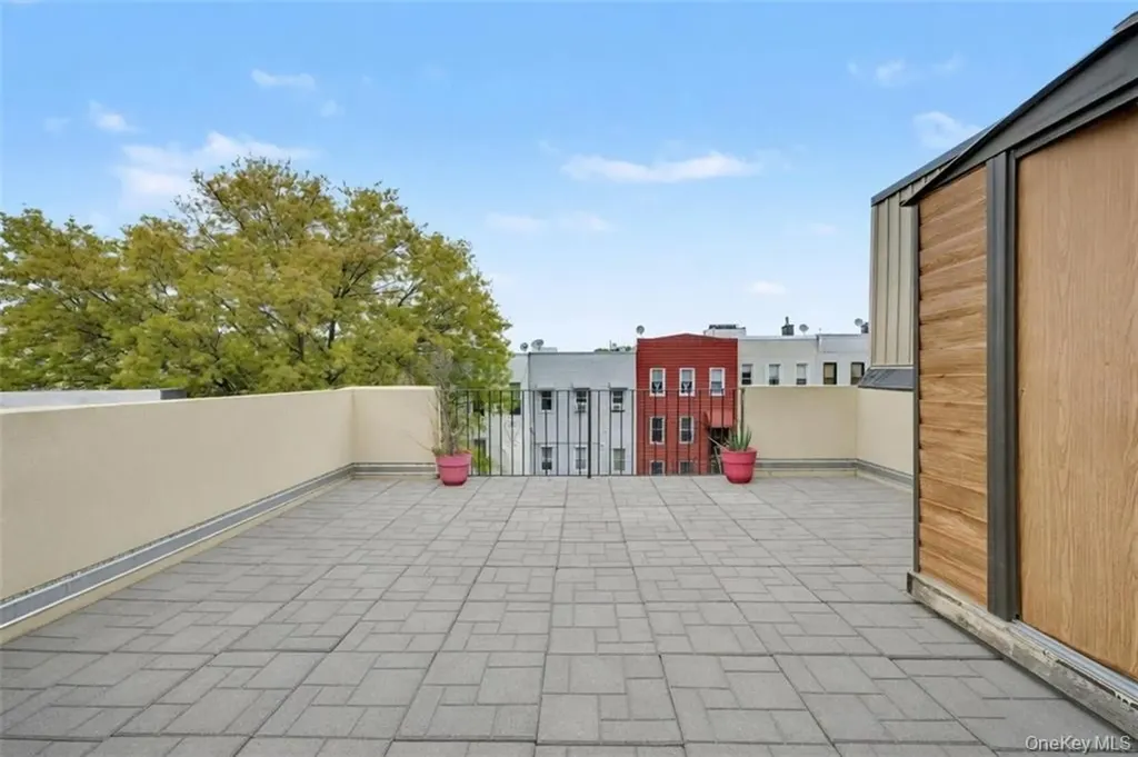 364 Evergreen Avenue Brooklyn NY 11221