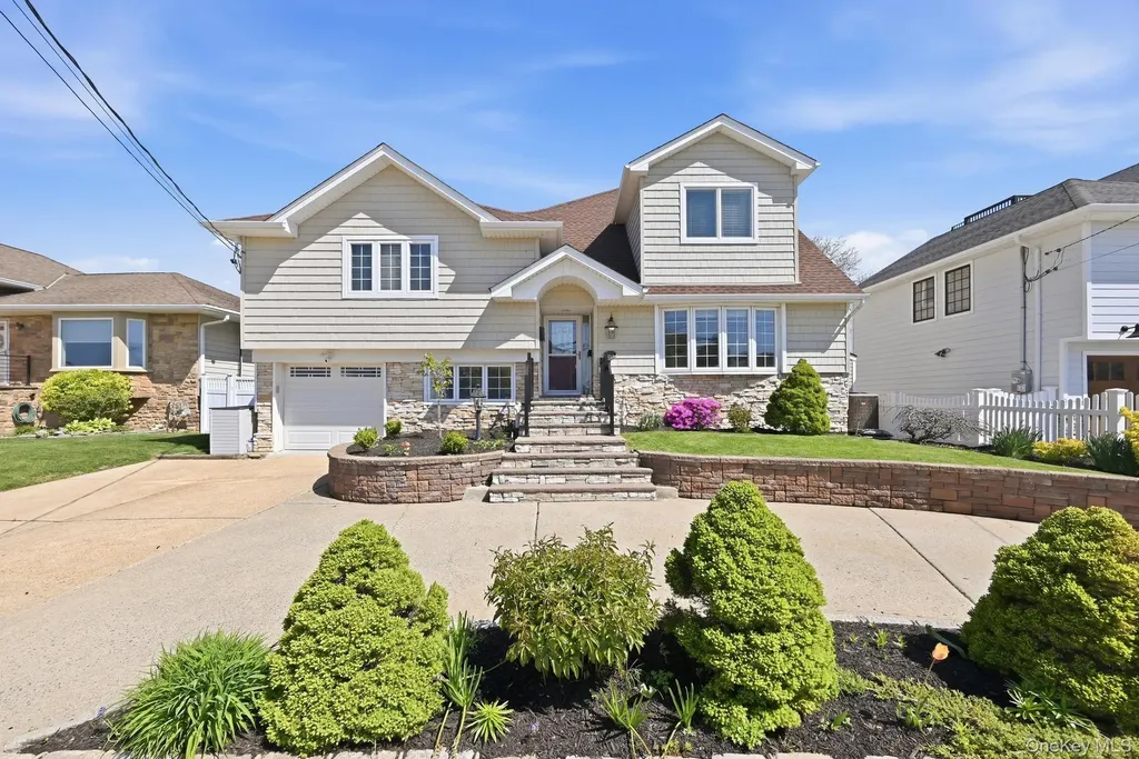827 Channel Road Lido Beach NY 11561