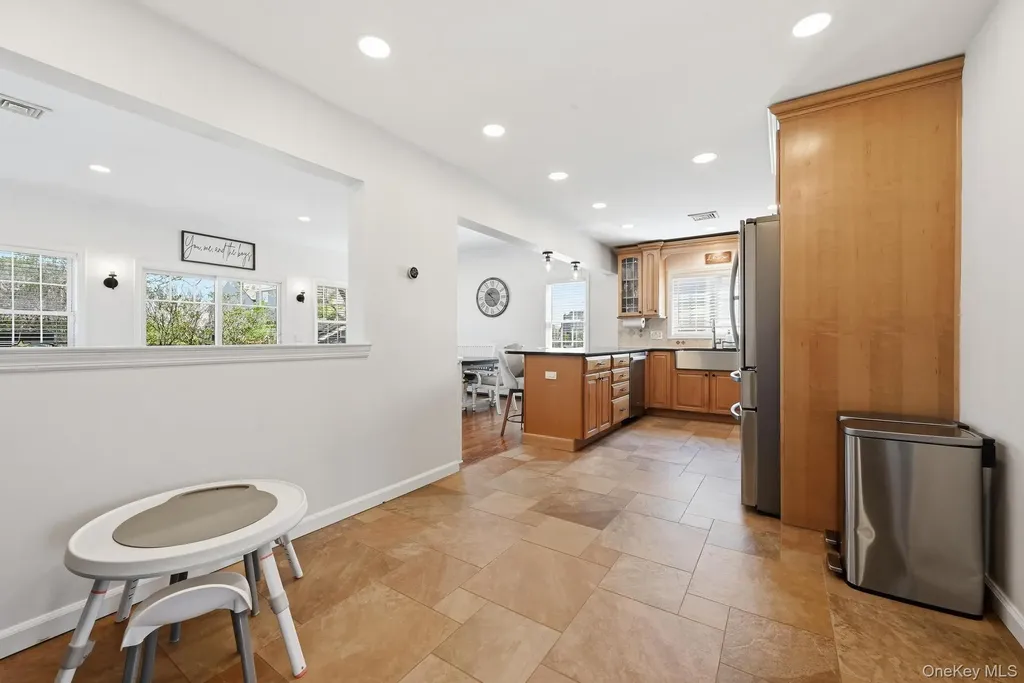 827 Channel Road Lido Beach NY 11561