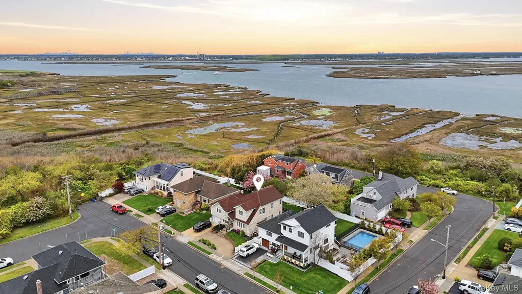 827 Channel Road Lido Beach NY 11561