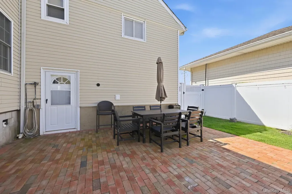 827 Channel Road Lido Beach NY 11561
