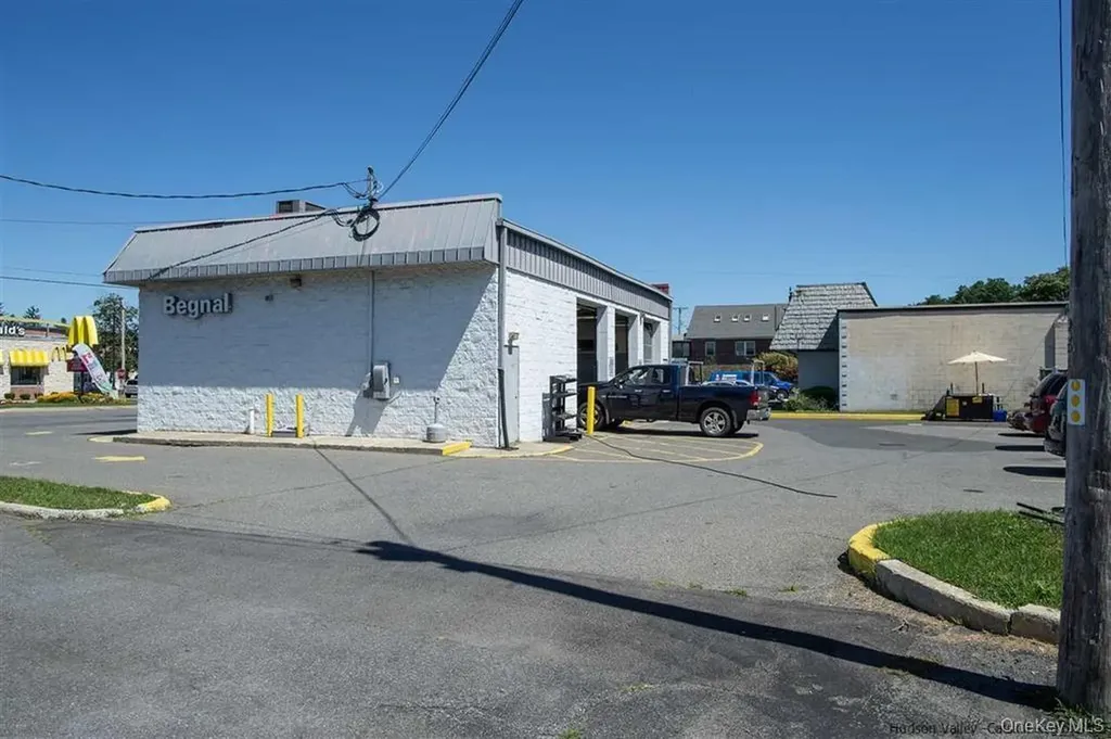 560 Albany Avenue Kingston NY 12401