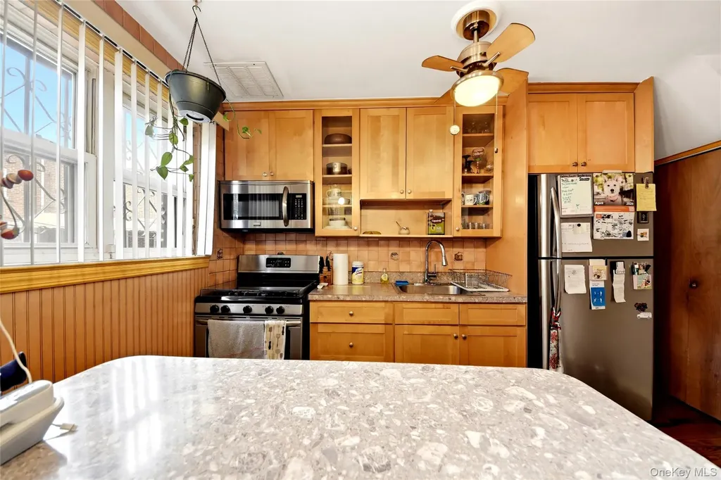 3001 Zulette Avenue Bronx NY 10461