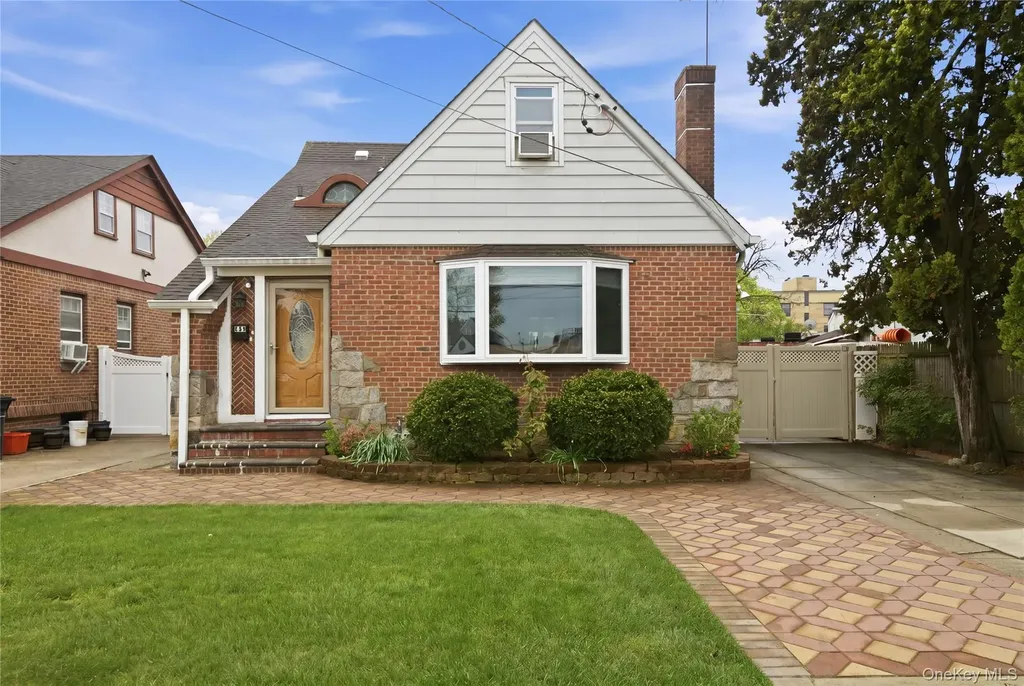 969 Gabriel Avenue Franklin Square NY 11010