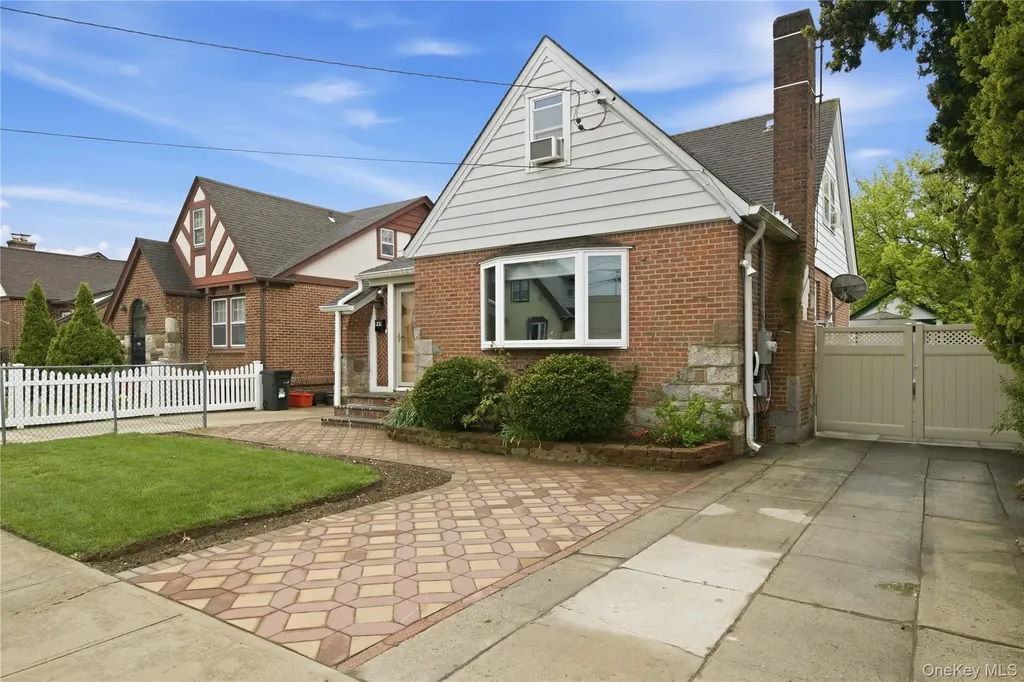 969 Gabriel Avenue Franklin Square NY 11010
