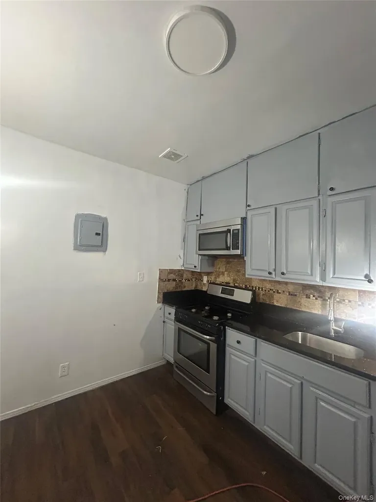 802 Rogers Avenue Brooklyn NY 11226