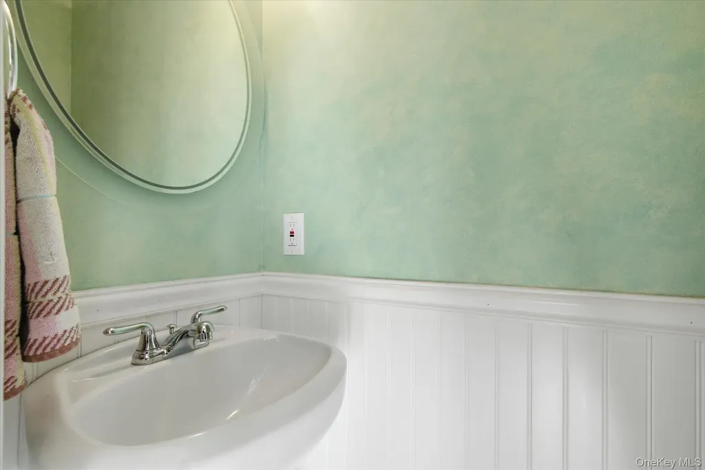 3039 Mitchell Road Westhampton Beach NY 11978