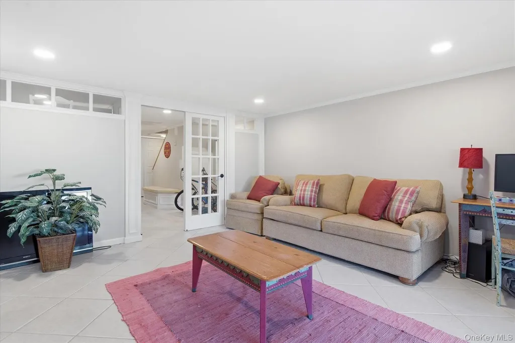 3039 Mitchell Road Westhampton Beach NY 11978
