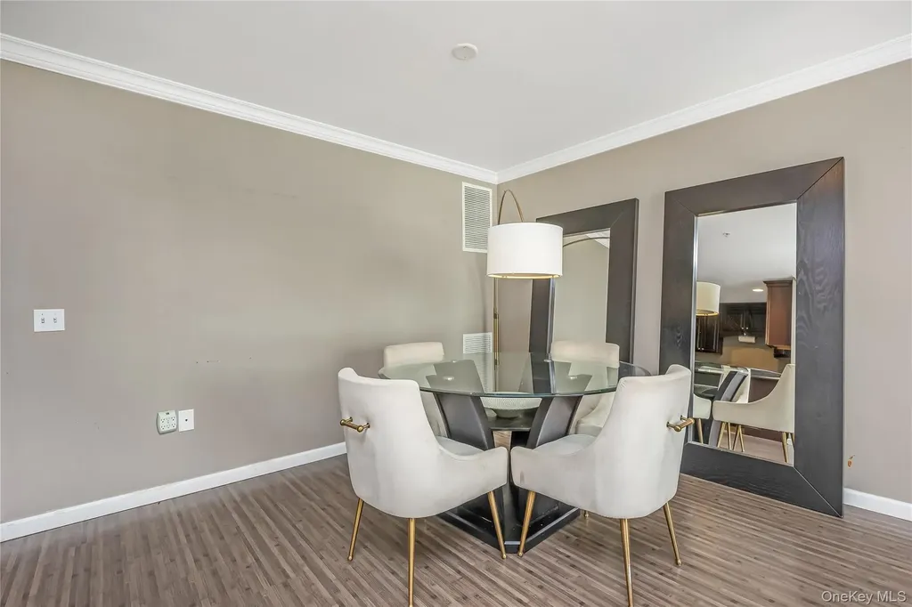 5 Hunter Drive Central Islip NY 11722