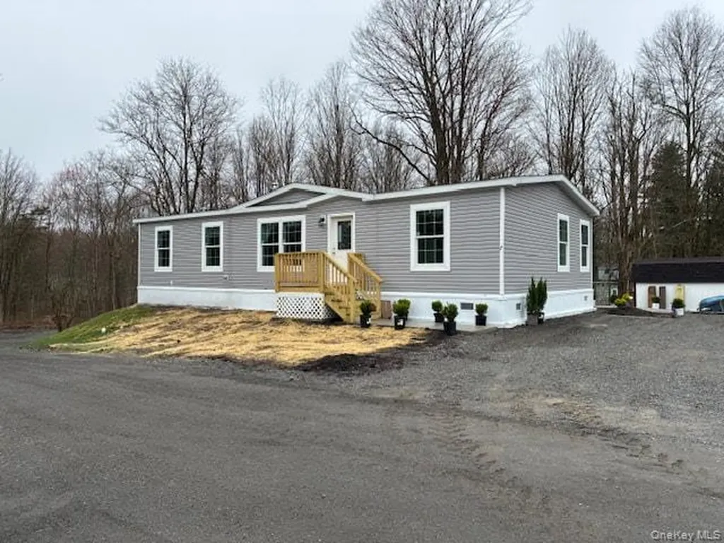 1450 Route 376 Wappingers Falls NY 12590