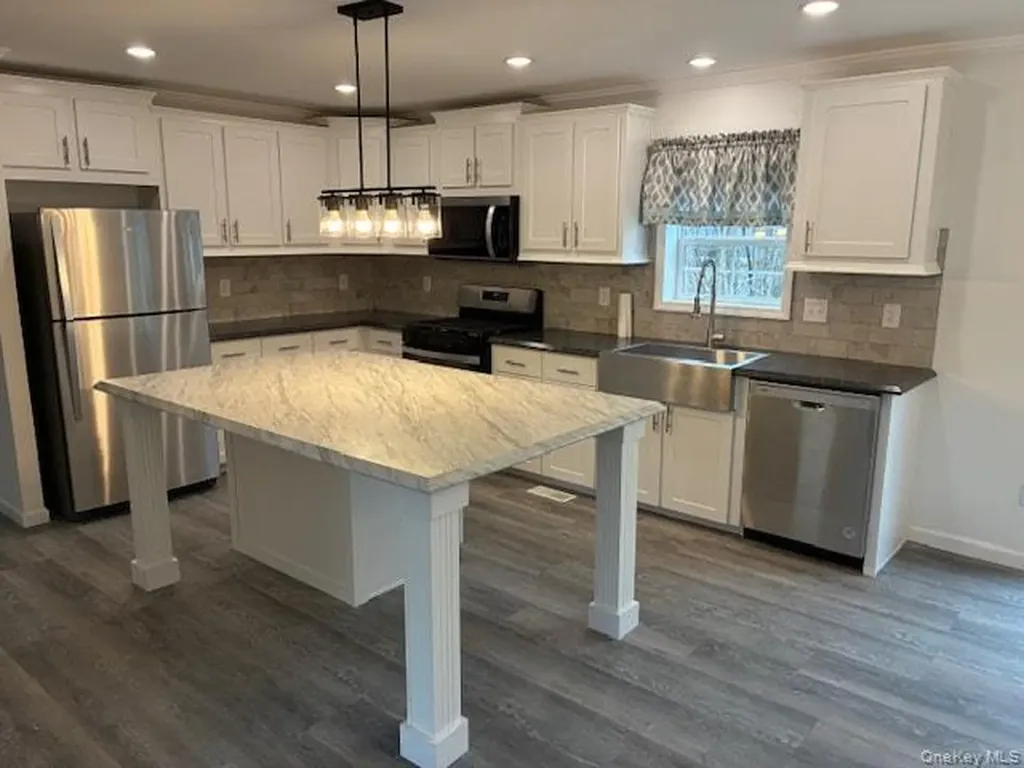 1450 Route 376 Wappingers Falls NY 12590