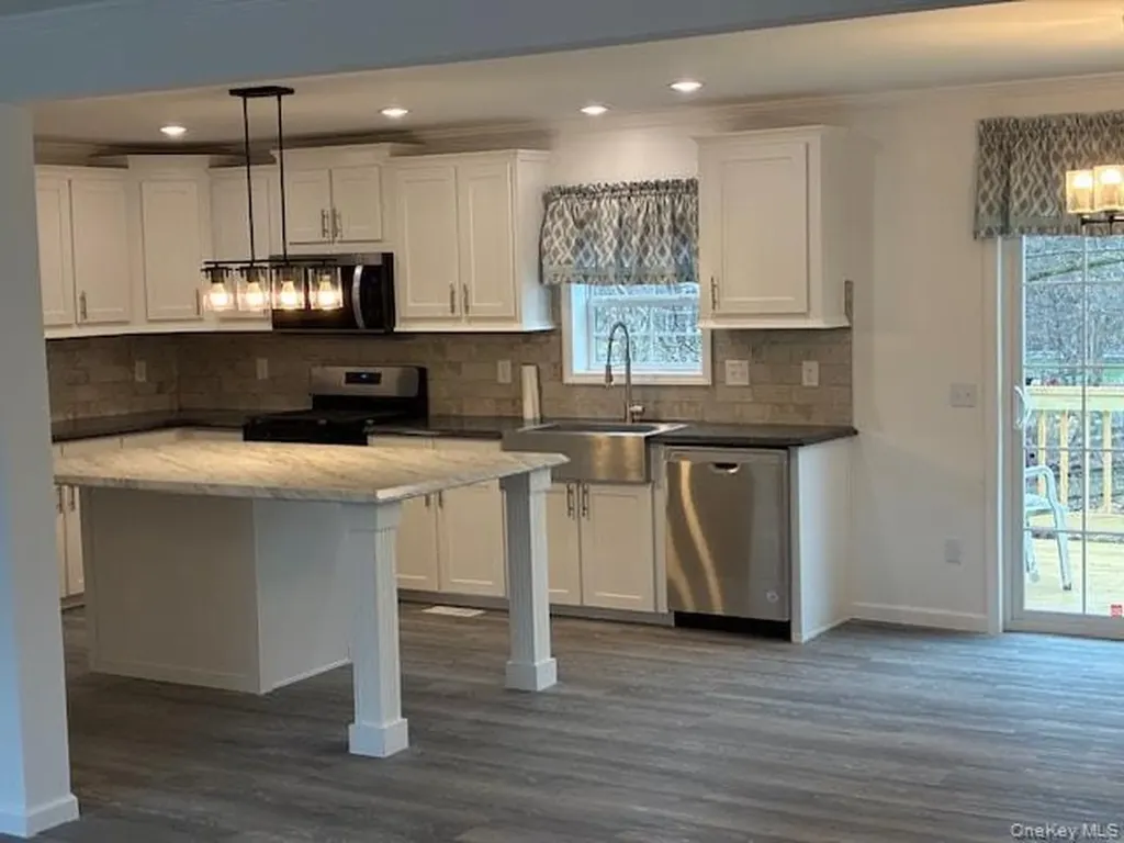 1450 Route 376 Wappingers Falls NY 12590