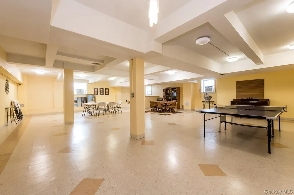 210 E Broadway Long Beach NY 11561