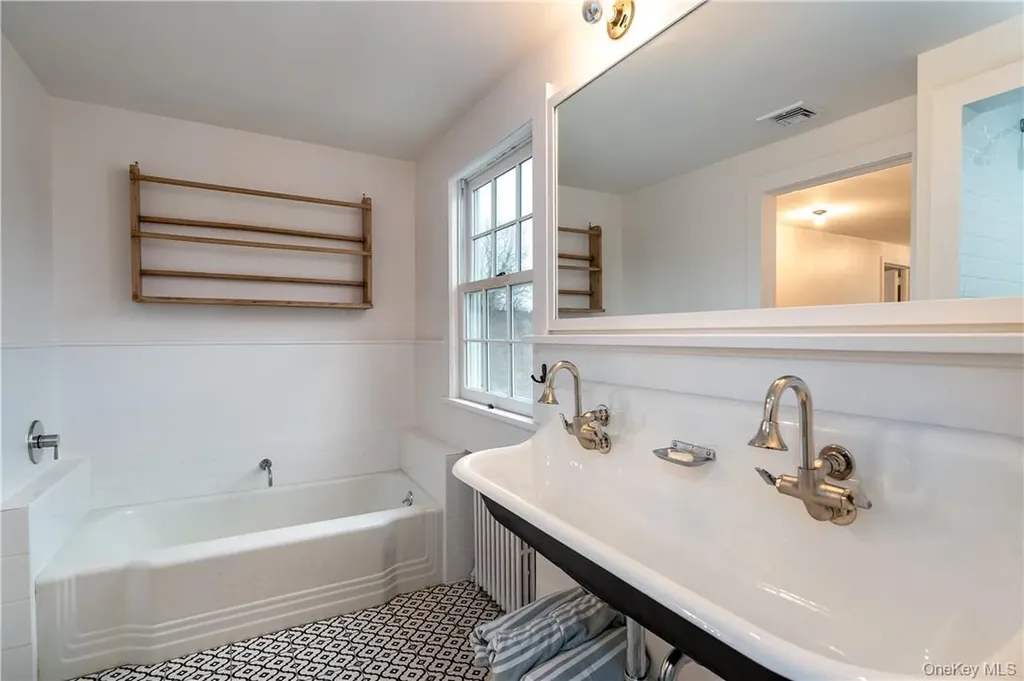 97 Westchester Avenue Pound Ridge NY 10576