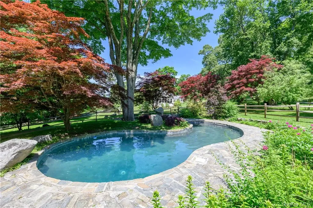 97 Westchester Avenue Pound Ridge NY 10576