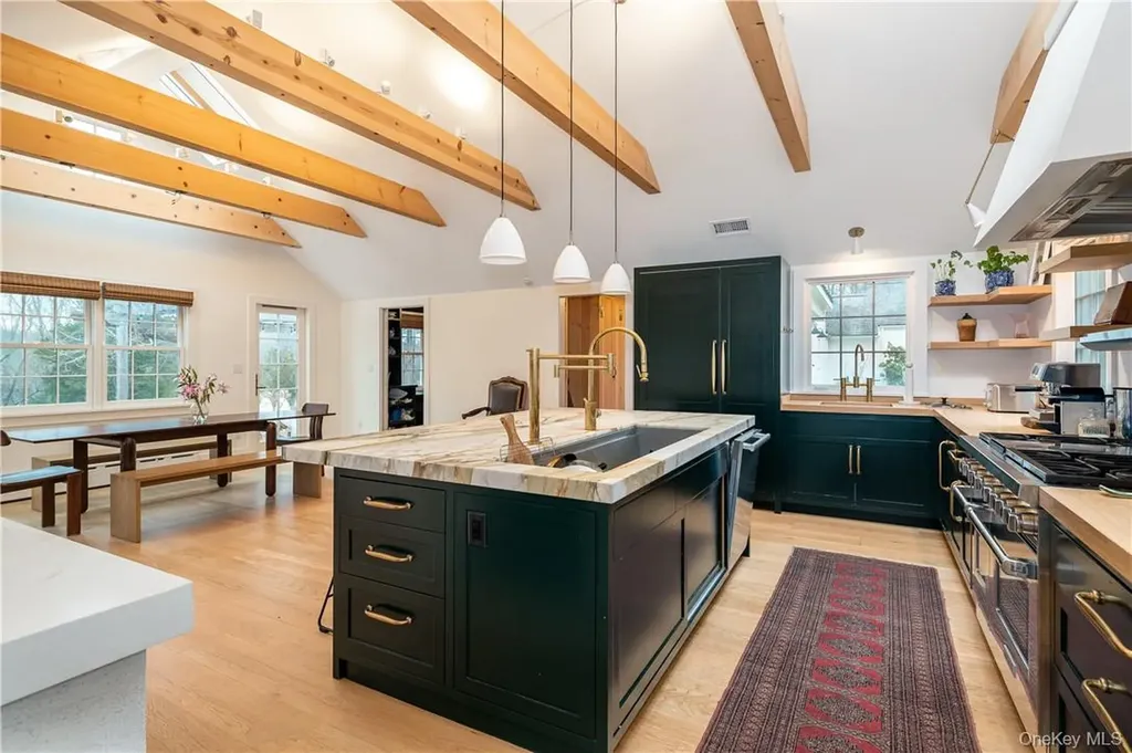 97 Westchester Avenue Pound Ridge NY 10576