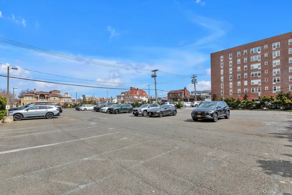 25 W Broadway Long Beach NY 11561