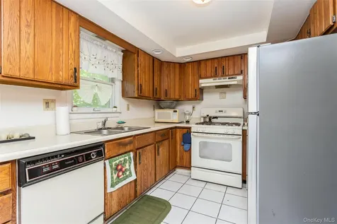 148 Lincoln Avenue New Rochelle NY 10801