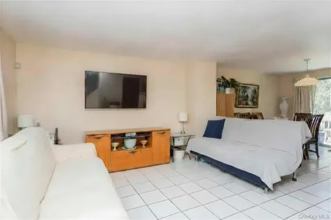 148 Lincoln Avenue New Rochelle NY 10801