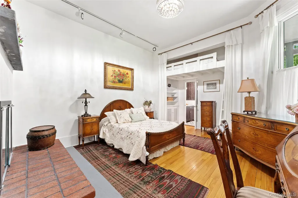 12C Clinton Avenue Dobbs Ferry NY 10522