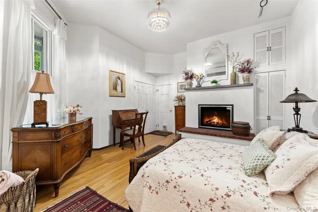 12C Clinton Avenue Dobbs Ferry NY 10522