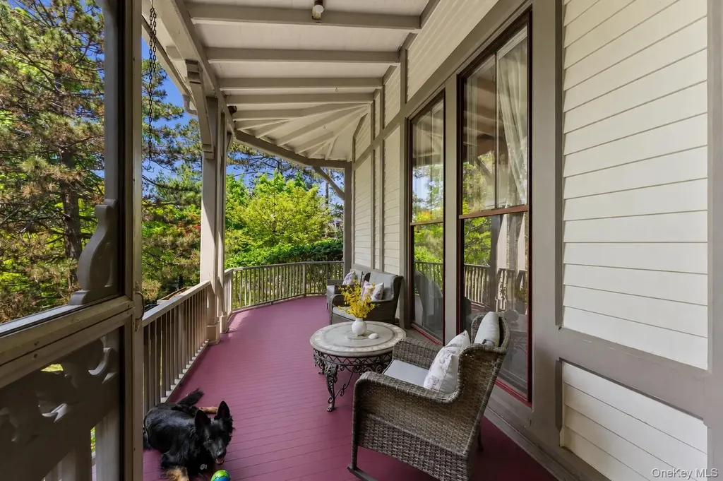 12C Clinton Avenue Dobbs Ferry NY 10522