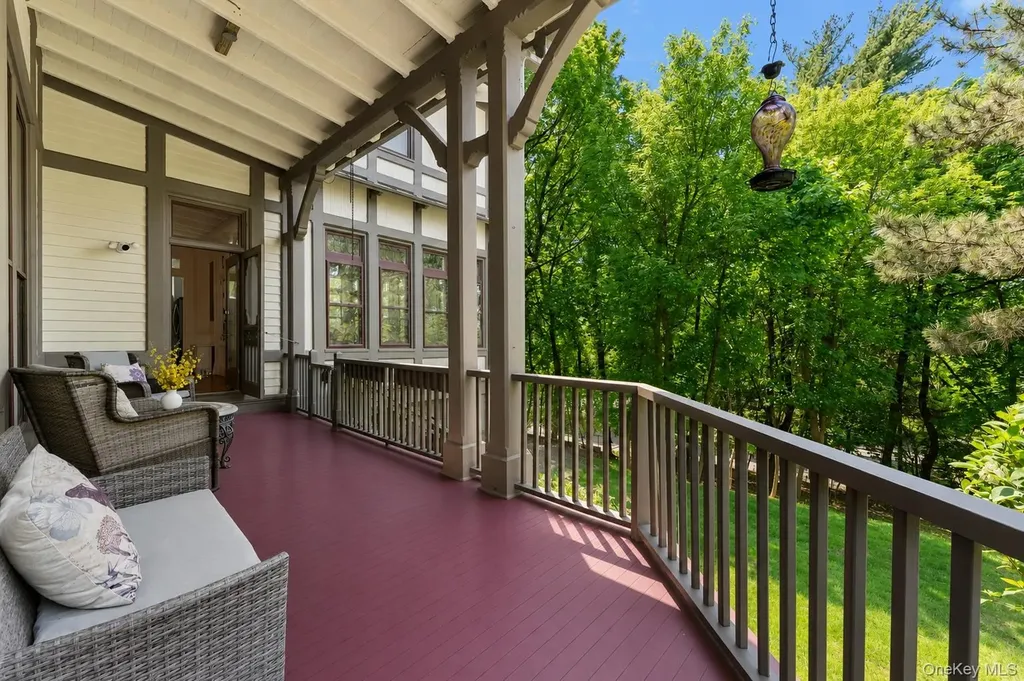 12C Clinton Avenue Dobbs Ferry NY 10522