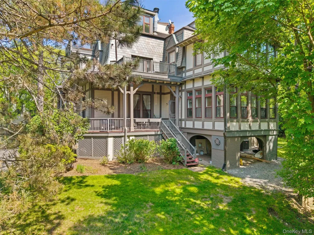 12C Clinton Avenue Dobbs Ferry NY 10522