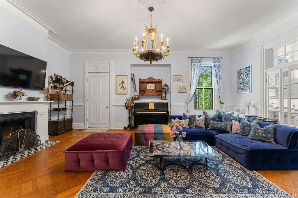 12C Clinton Avenue Dobbs Ferry NY 10522