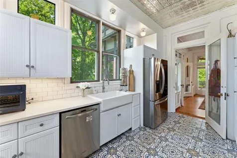 12C Clinton Avenue Dobbs Ferry NY 10522