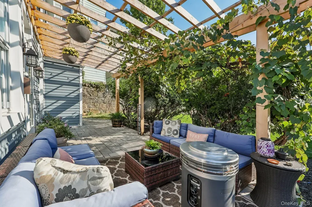 143 Oliver Avenue Yonkers NY 10701